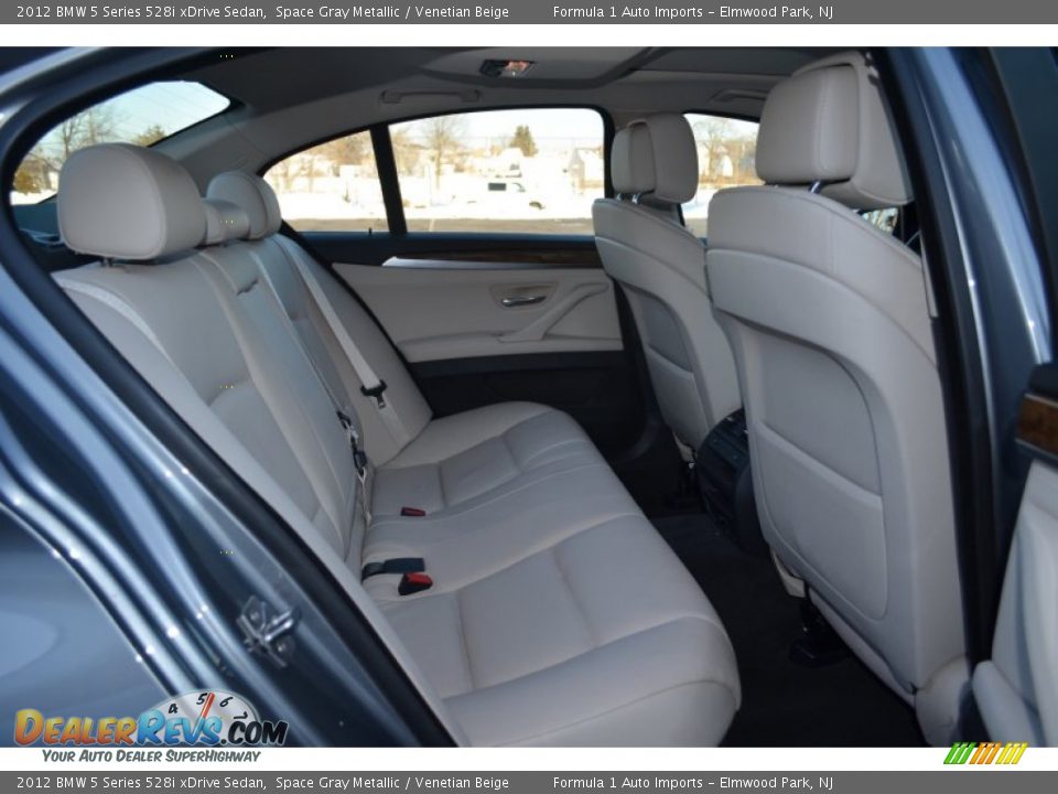 2012 BMW 5 Series 528i xDrive Sedan Space Gray Metallic / Venetian Beige Photo #13