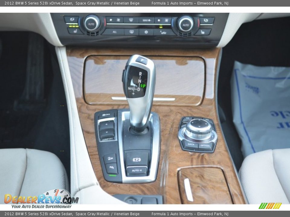 2012 BMW 5 Series 528i xDrive Sedan Space Gray Metallic / Venetian Beige Photo #16