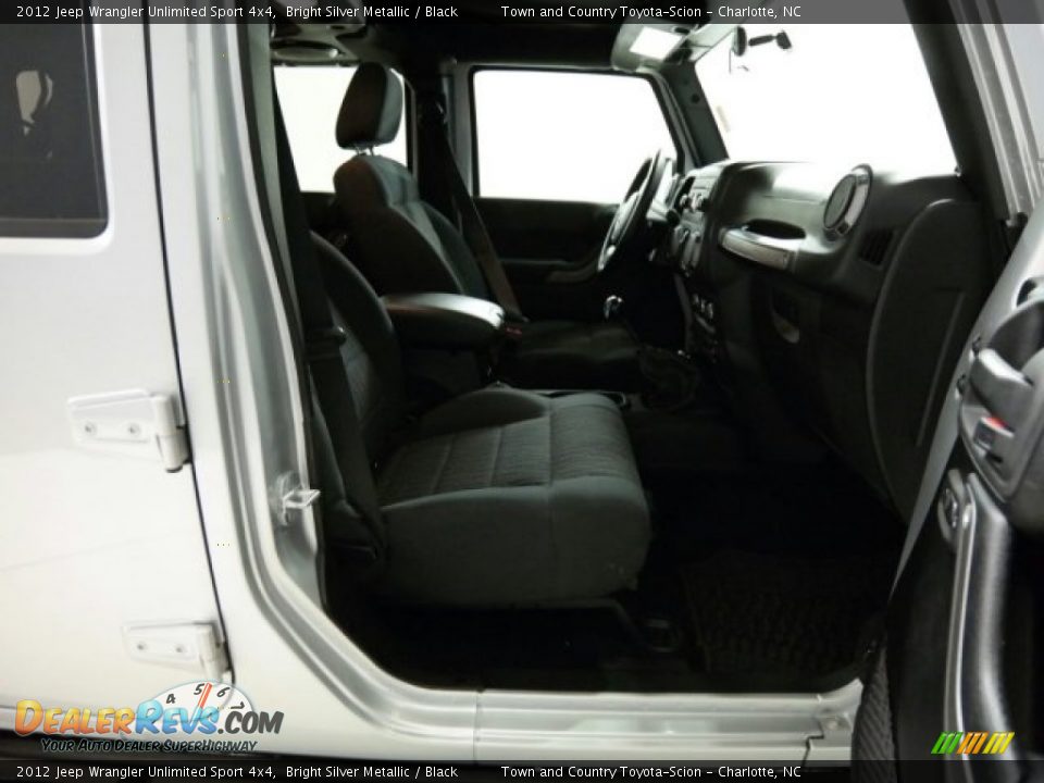 2012 Jeep Wrangler Unlimited Sport 4x4 Bright Silver Metallic / Black Photo #12