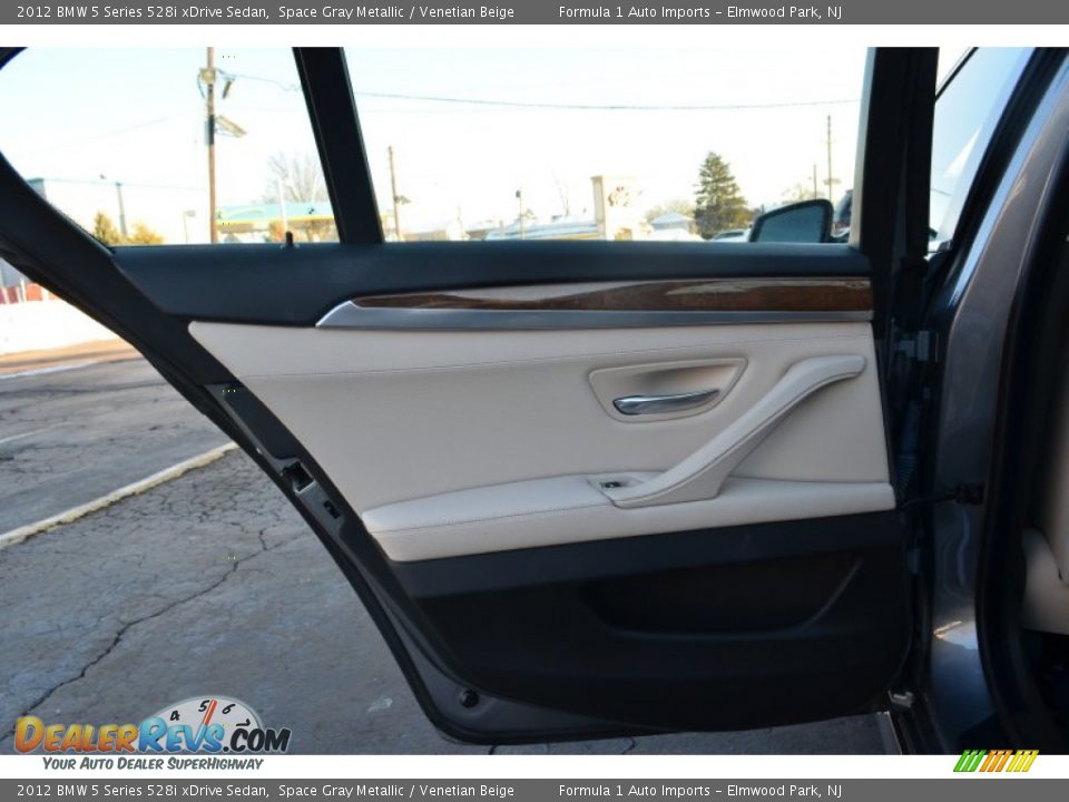 2012 BMW 5 Series 528i xDrive Sedan Space Gray Metallic / Venetian Beige Photo #21