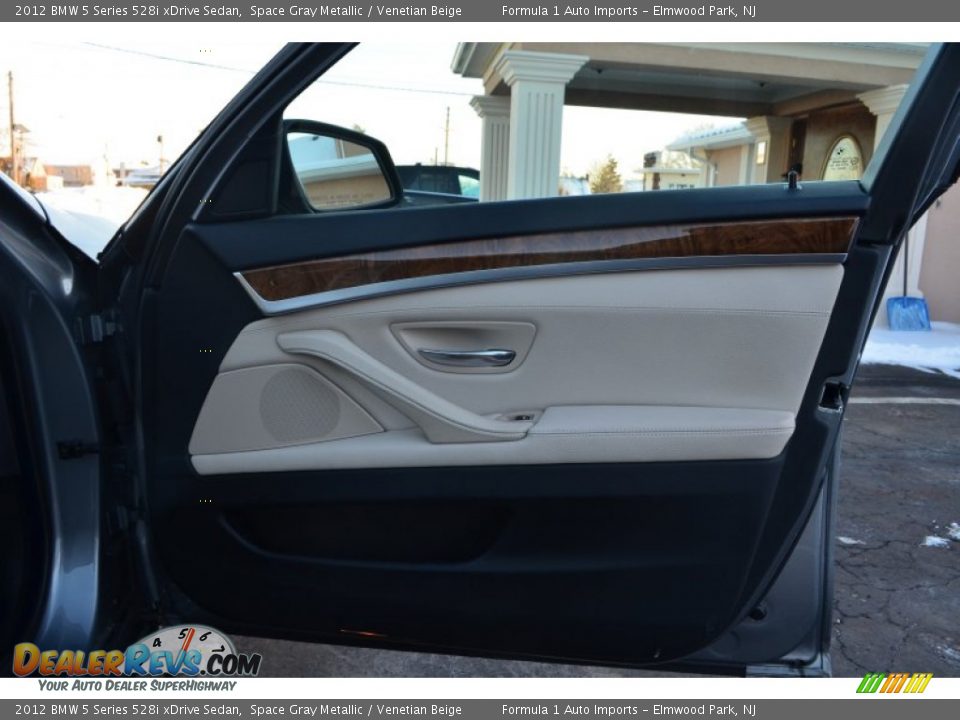 2012 BMW 5 Series 528i xDrive Sedan Space Gray Metallic / Venetian Beige Photo #23