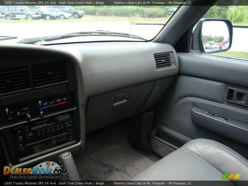 1993 Toyota 4Runner SR5 V6 4x4 Dark Teal Green Pearl / Beige Photo #15