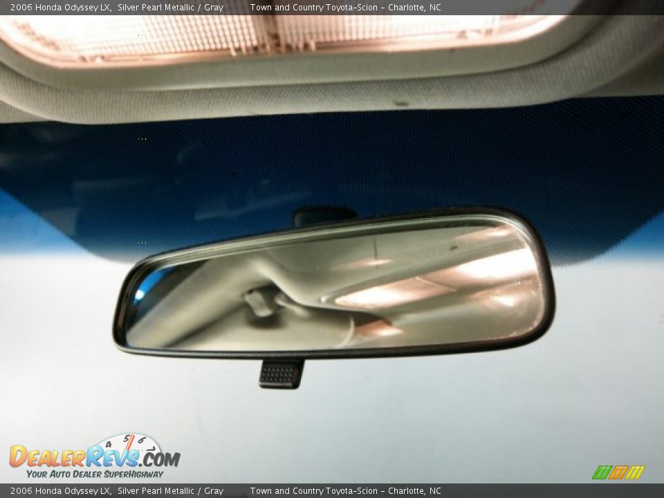 2006 Honda Odyssey LX Silver Pearl Metallic / Gray Photo #18