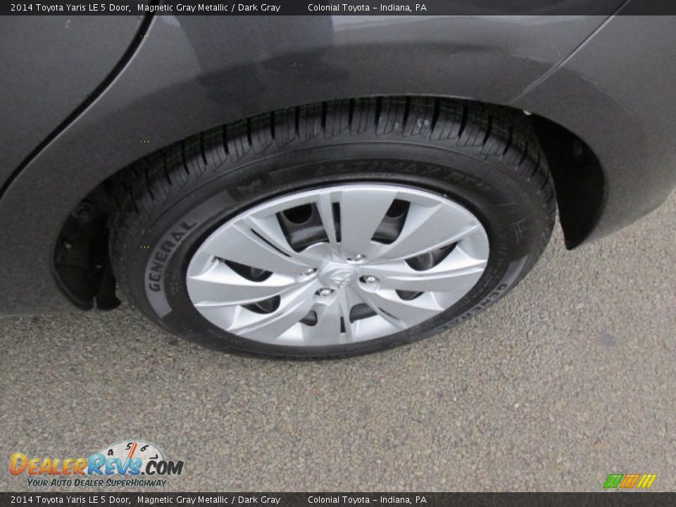 2014 Toyota Yaris LE 5 Door Magnetic Gray Metallic / Dark Gray Photo #3