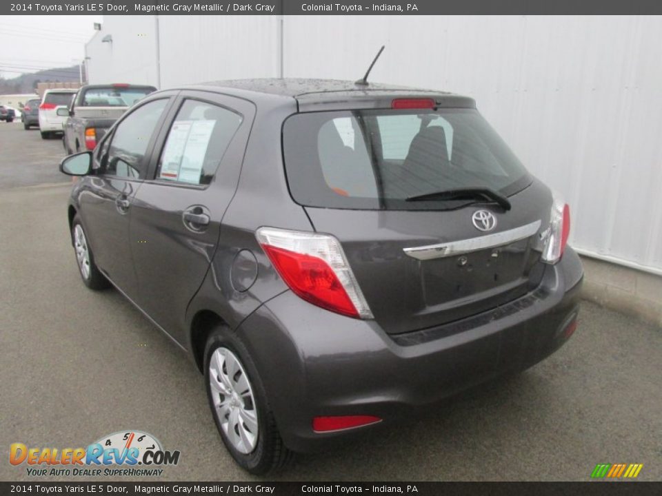 2014 Toyota Yaris LE 5 Door Magnetic Gray Metallic / Dark Gray Photo #4