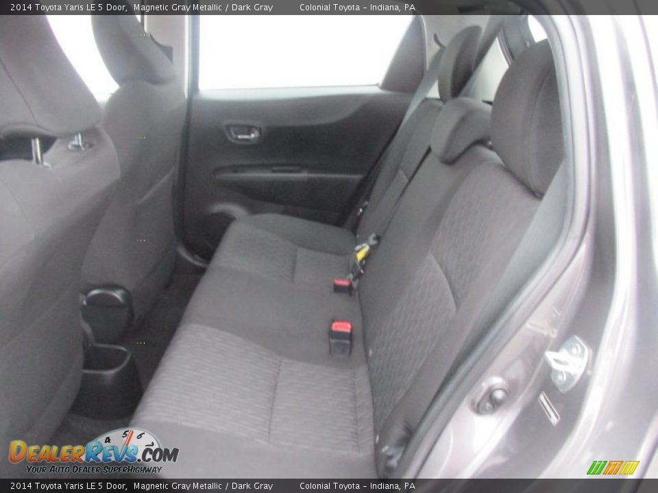 2014 Toyota Yaris LE 5 Door Magnetic Gray Metallic / Dark Gray Photo #14