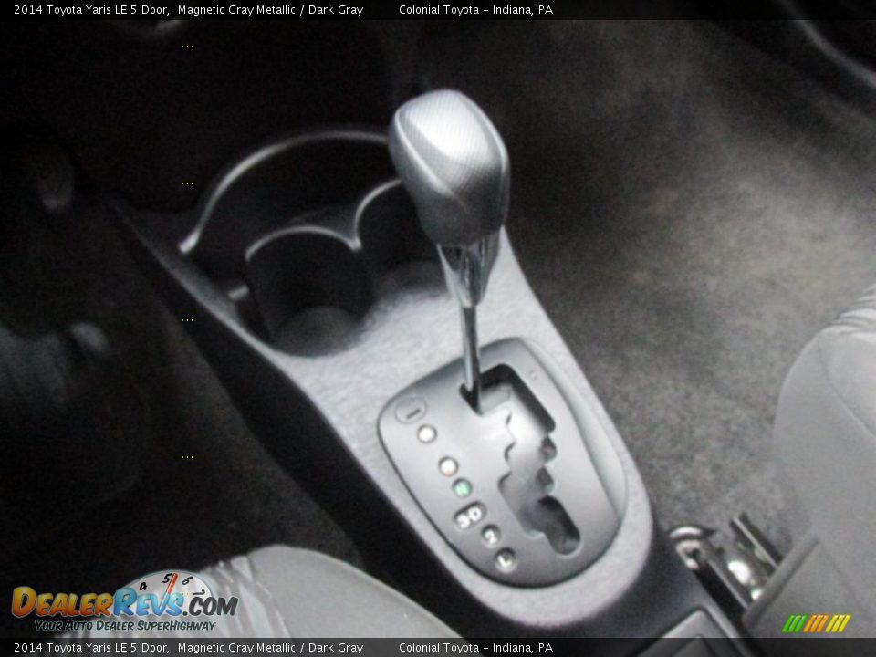 2014 Toyota Yaris LE 5 Door Shifter Photo #16