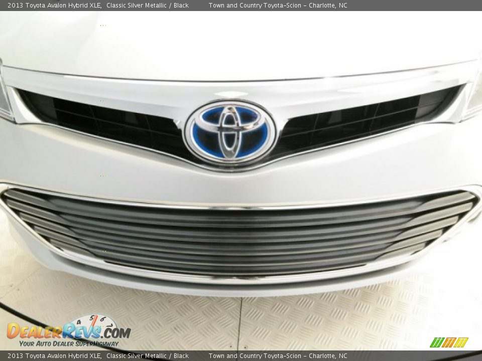 2013 Toyota Avalon Hybrid XLE Classic Silver Metallic / Black Photo #24