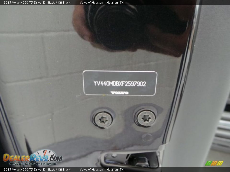 2015 Volvo XC60 T5 Drive-E Black / Off Black Photo #30