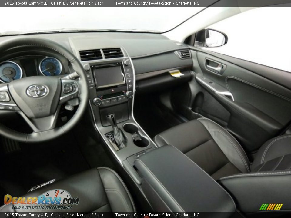 Black Interior - 2015 Toyota Camry XLE Photo #20
