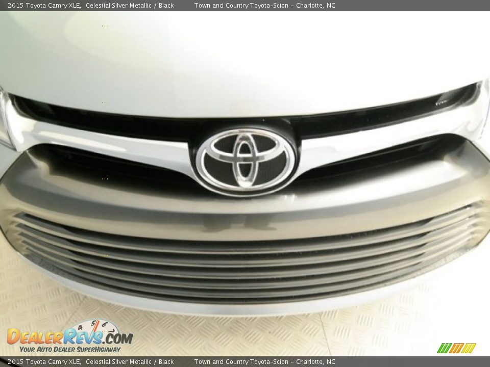 2015 Toyota Camry XLE Celestial Silver Metallic / Black Photo #23