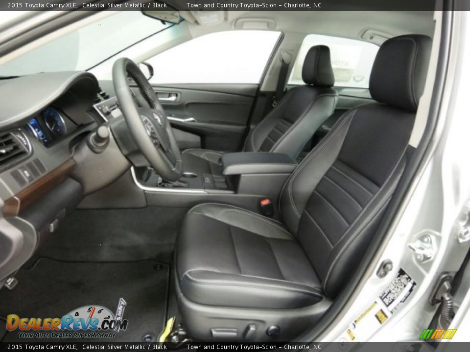 2015 Toyota Camry XLE Celestial Silver Metallic / Black Photo #28