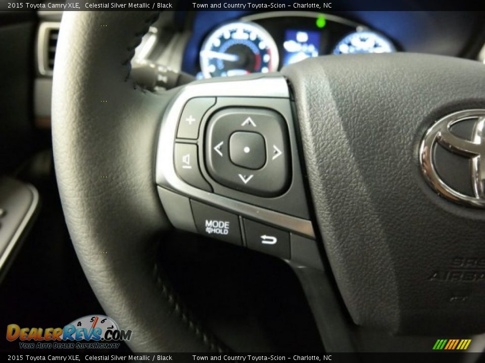 2015 Toyota Camry XLE Celestial Silver Metallic / Black Photo #32
