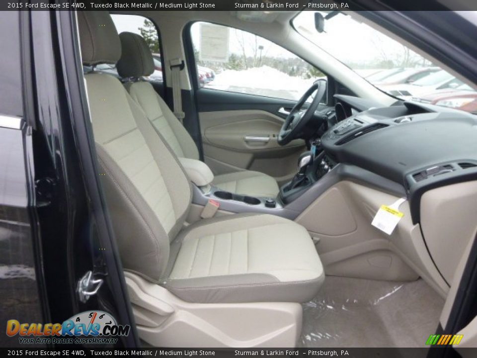 2015 Ford Escape SE 4WD Tuxedo Black Metallic / Medium Light Stone Photo #8