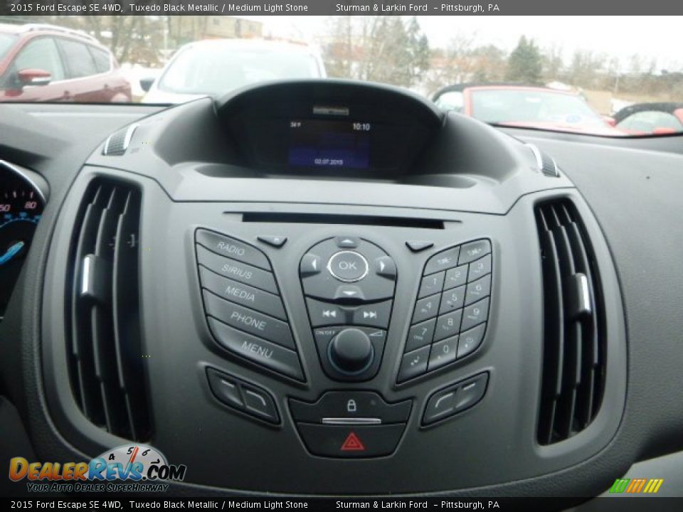 2015 Ford Escape SE 4WD Tuxedo Black Metallic / Medium Light Stone Photo #13