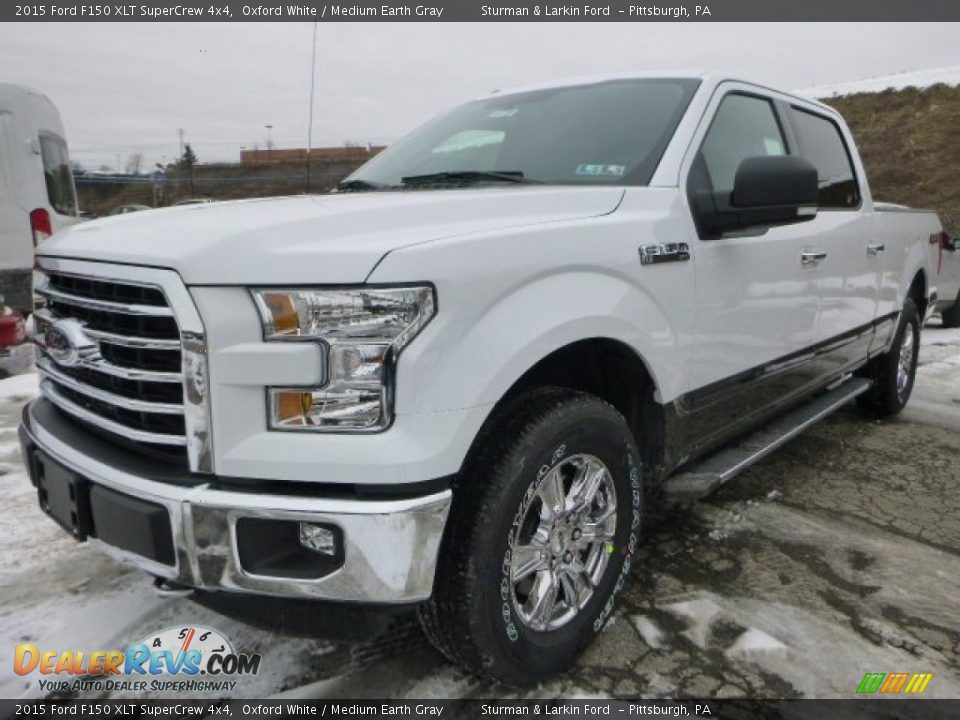 Front 3/4 View of 2015 Ford F150 XLT SuperCrew 4x4 Photo #7