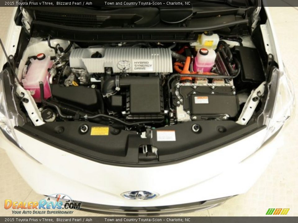 2015 Toyota Prius v Three 1.8 Liter DOHC 16-Valve VVT-i 4 Cylinder/Electric Hybrid Engine Photo #22