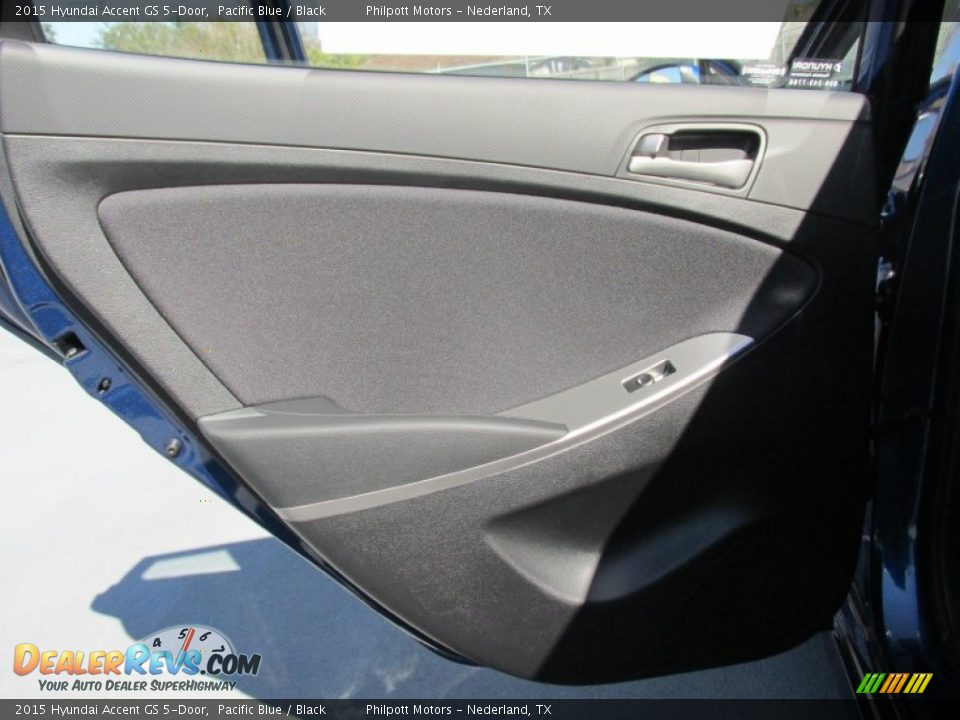 2015 Hyundai Accent GS 5-Door Pacific Blue / Black Photo #18