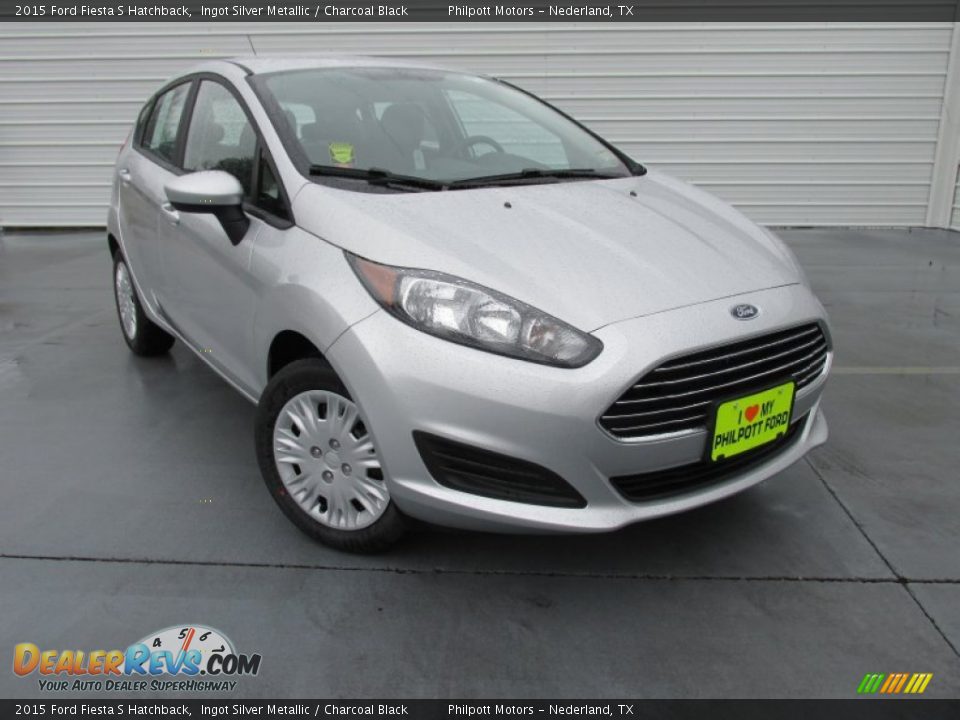 2015 Ford Fiesta S Hatchback Ingot Silver Metallic / Charcoal Black Photo #2