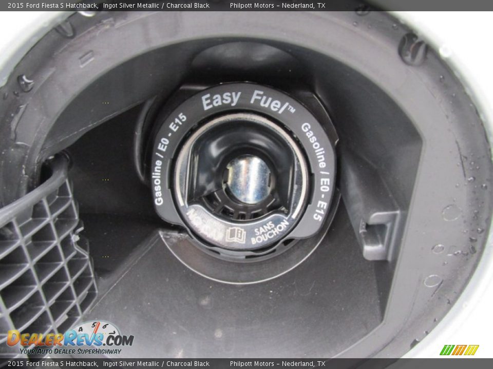 2015 Ford Fiesta S Hatchback Ingot Silver Metallic / Charcoal Black Photo #13