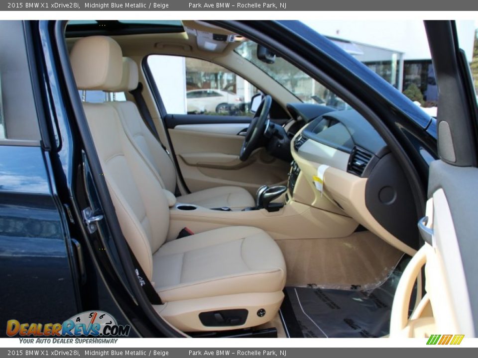 2015 BMW X1 xDrive28i Midnight Blue Metallic / Beige Photo #28