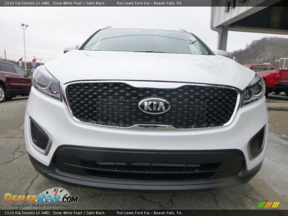2016 Kia Sorento LX AWD Snow White Pearl / Satin Black Photo #3