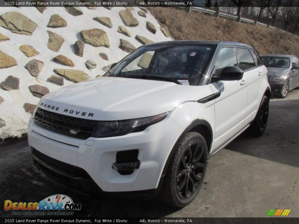 Front 3/4 View of 2015 Land Rover Range Rover Evoque Dynamic Photo #9