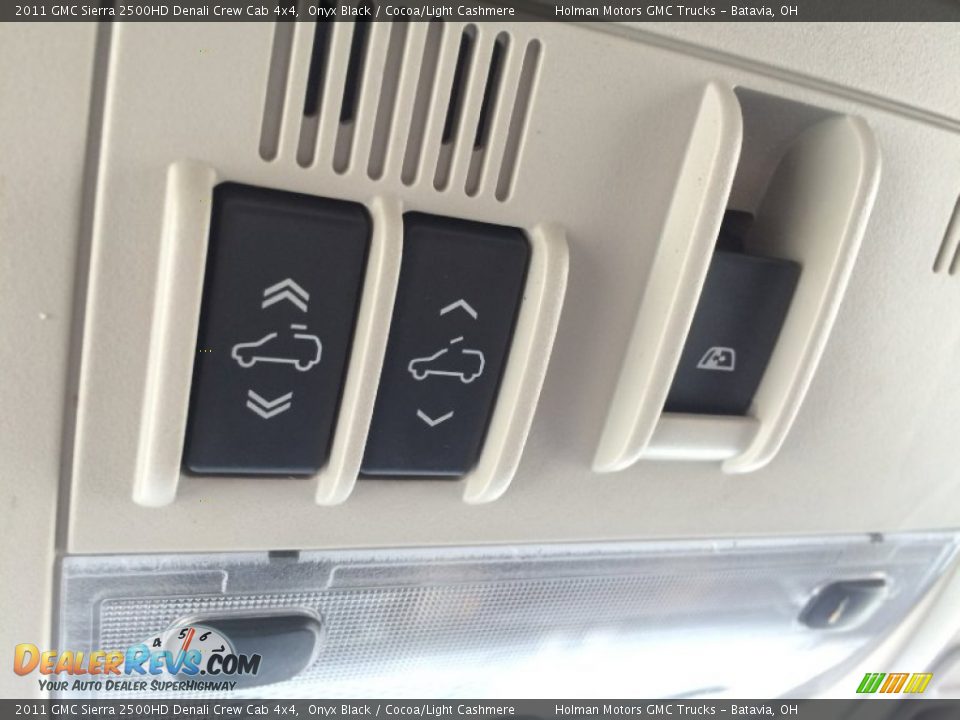 2011 GMC Sierra 2500HD Denali Crew Cab 4x4 Onyx Black / Cocoa/Light Cashmere Photo #23