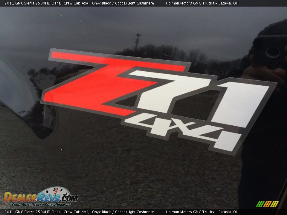2011 GMC Sierra 2500HD Denali Crew Cab 4x4 Onyx Black / Cocoa/Light Cashmere Photo #30