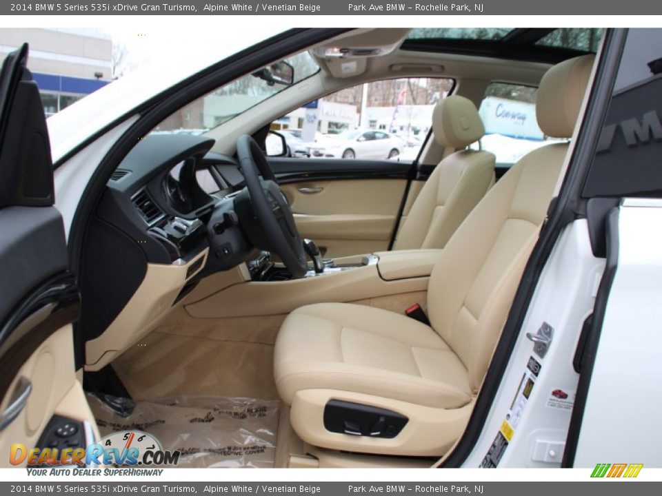 2014 BMW 5 Series 535i xDrive Gran Turismo Alpine White / Venetian Beige Photo #11