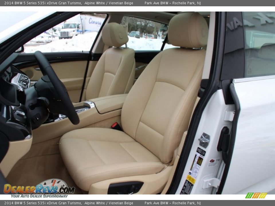 2014 BMW 5 Series 535i xDrive Gran Turismo Alpine White / Venetian Beige Photo #13