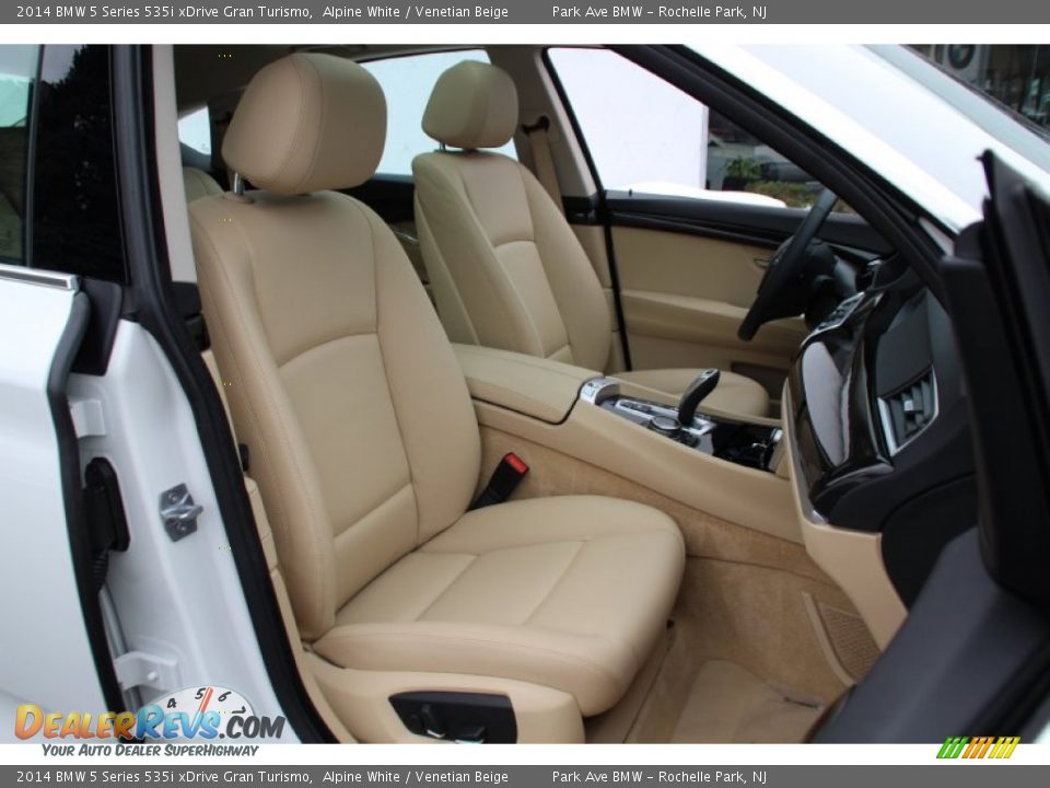 2014 BMW 5 Series 535i xDrive Gran Turismo Alpine White / Venetian Beige Photo #30
