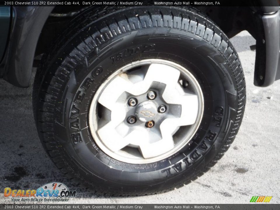 2003 Chevrolet S10 ZR2 Extended Cab 4x4 Dark Green Metallic / Medium Gray Photo #3