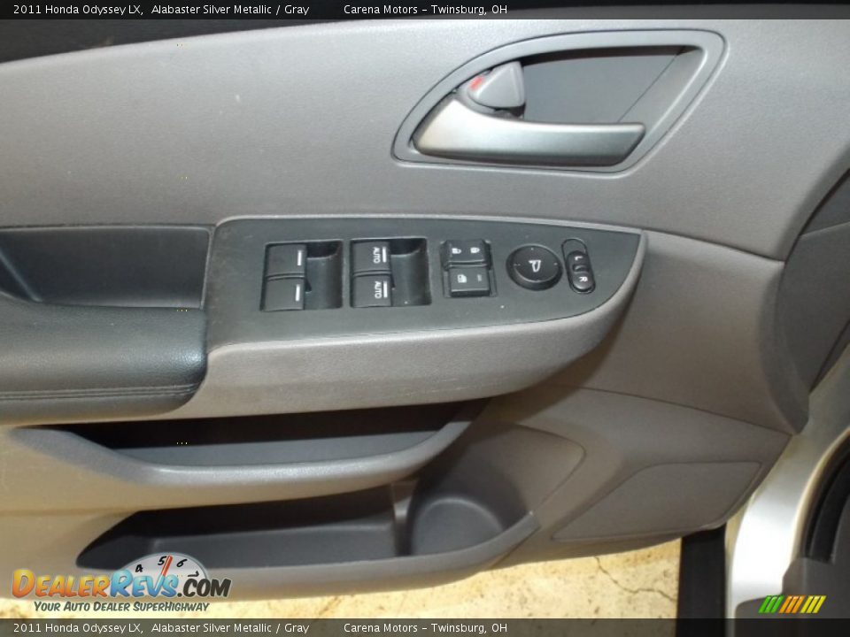 2011 Honda Odyssey LX Alabaster Silver Metallic / Gray Photo #13