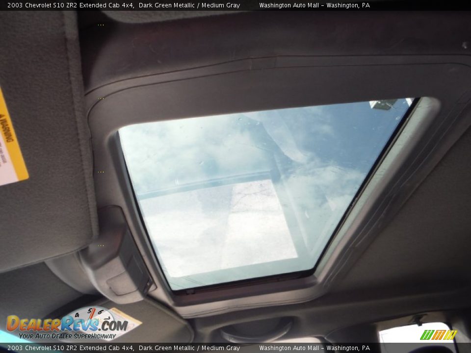 2003 Chevrolet S10 ZR2 Extended Cab 4x4 Dark Green Metallic / Medium Gray Photo #15