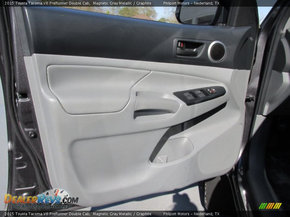 2015 Toyota Tacoma V6 PreRunner Double Cab Magnetic Gray Metallic / Graphite Photo #19