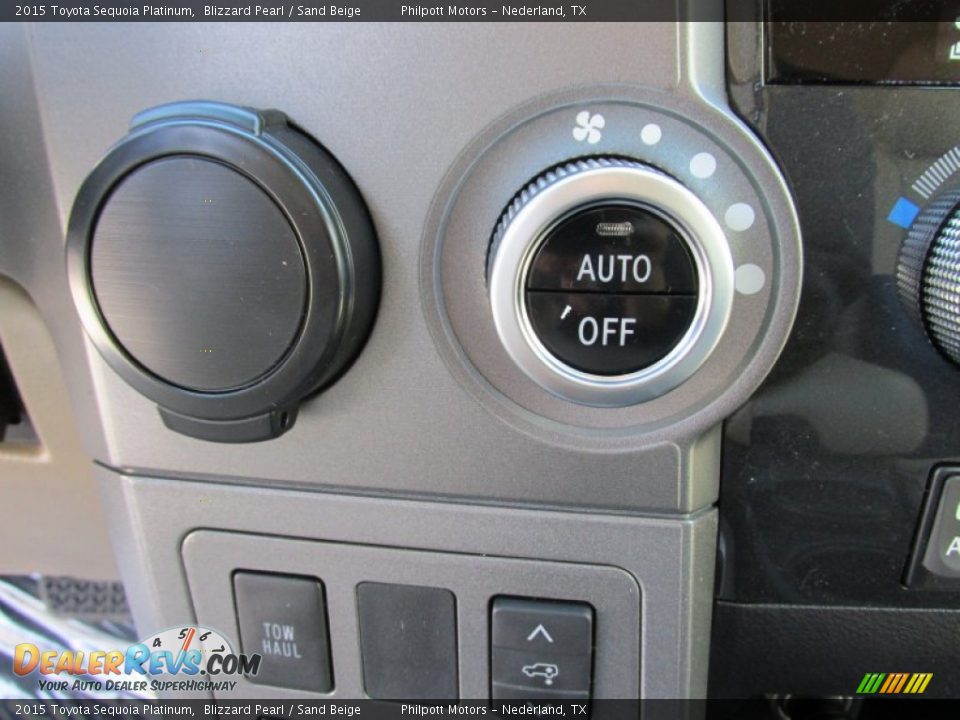 Controls of 2015 Toyota Sequoia Platinum Photo #34