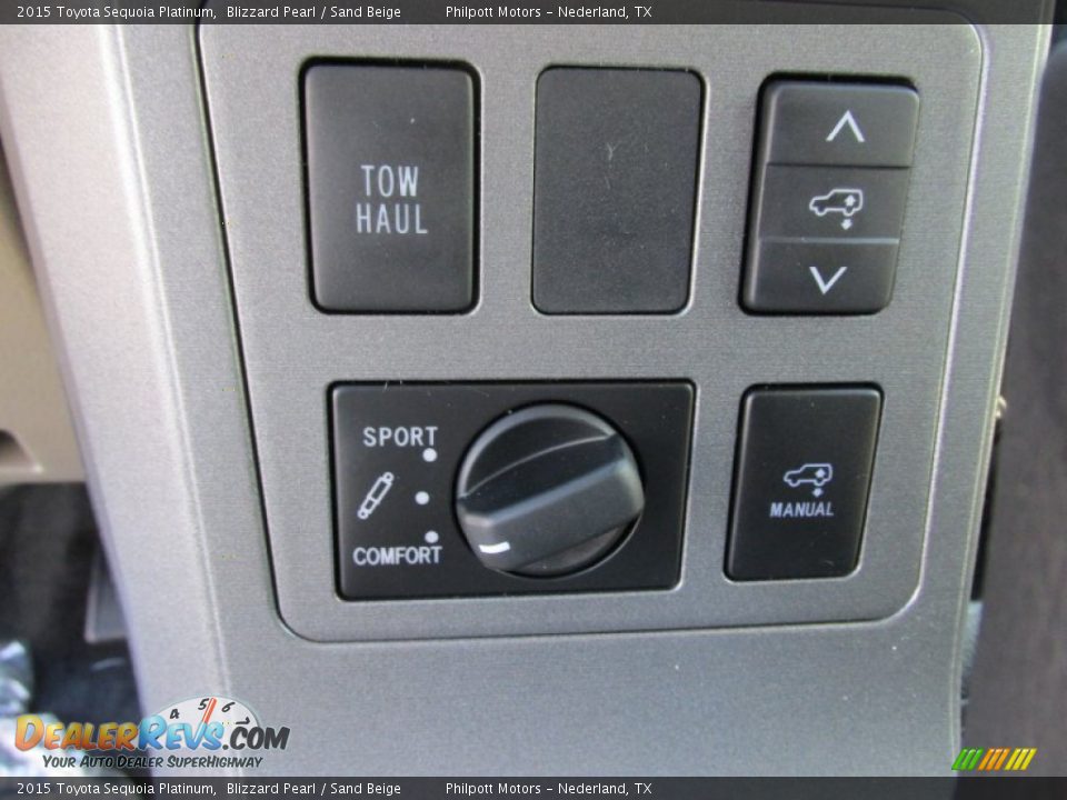 Controls of 2015 Toyota Sequoia Platinum Photo #35
