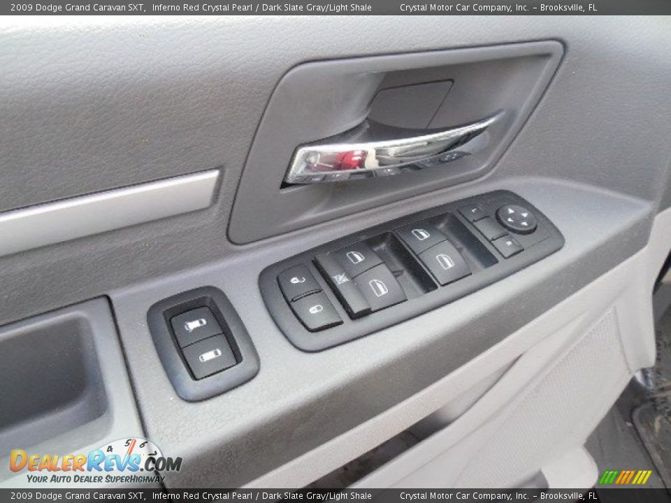 2009 Dodge Grand Caravan SXT Inferno Red Crystal Pearl / Dark Slate Gray/Light Shale Photo #18
