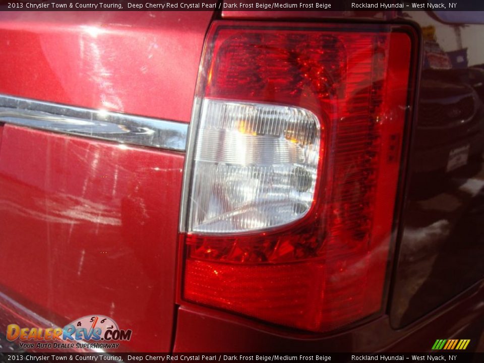 2013 Chrysler Town & Country Touring Deep Cherry Red Crystal Pearl / Dark Frost Beige/Medium Frost Beige Photo #20