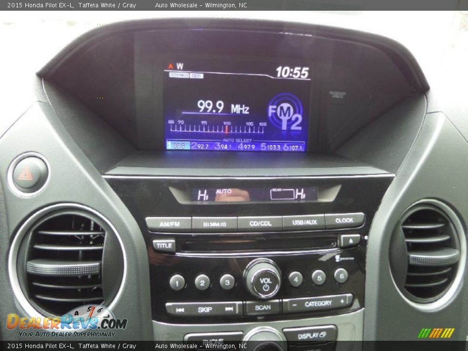 2015 Honda Pilot EX-L Taffeta White / Gray Photo #17