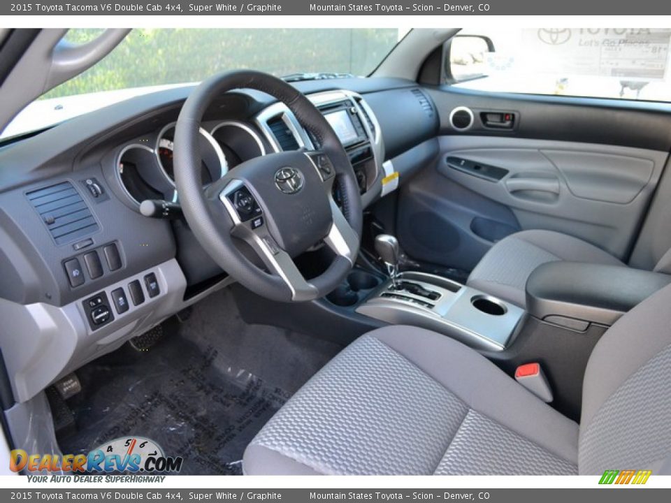 2015 Toyota Tacoma V6 Double Cab 4x4 Super White / Graphite Photo #5