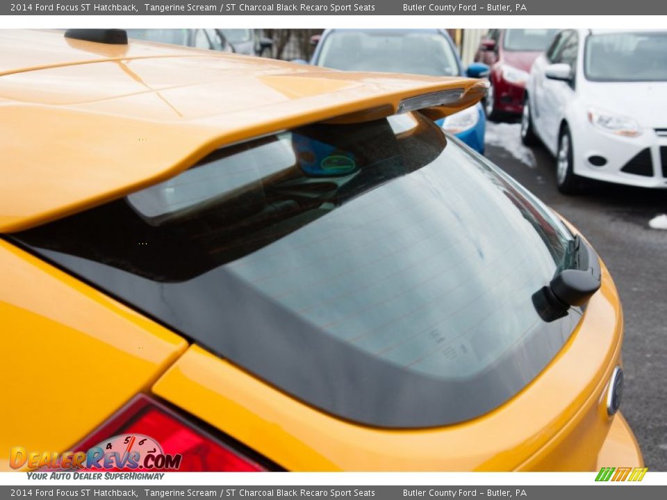 2014 Ford Focus ST Hatchback Tangerine Scream / ST Charcoal Black Recaro Sport Seats Photo #8