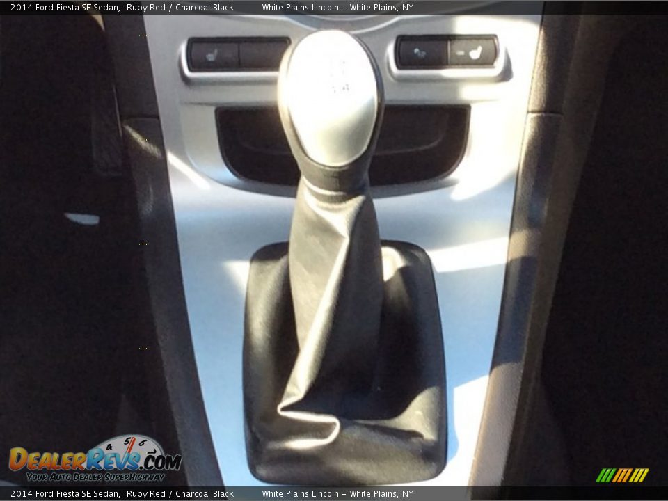 2014 Ford Fiesta SE Sedan Shifter Photo #18