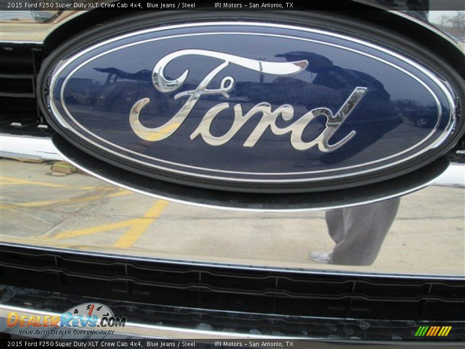 2015 Ford F250 Super Duty XLT Crew Cab 4x4 Blue Jeans / Steel Photo #8