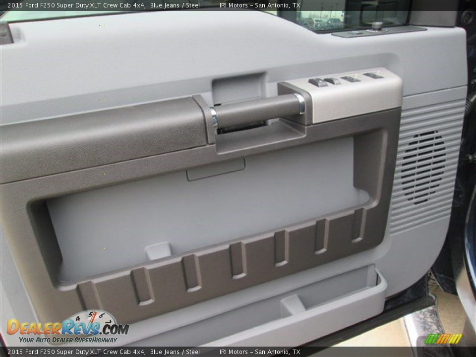 2015 Ford F250 Super Duty XLT Crew Cab 4x4 Blue Jeans / Steel Photo #24