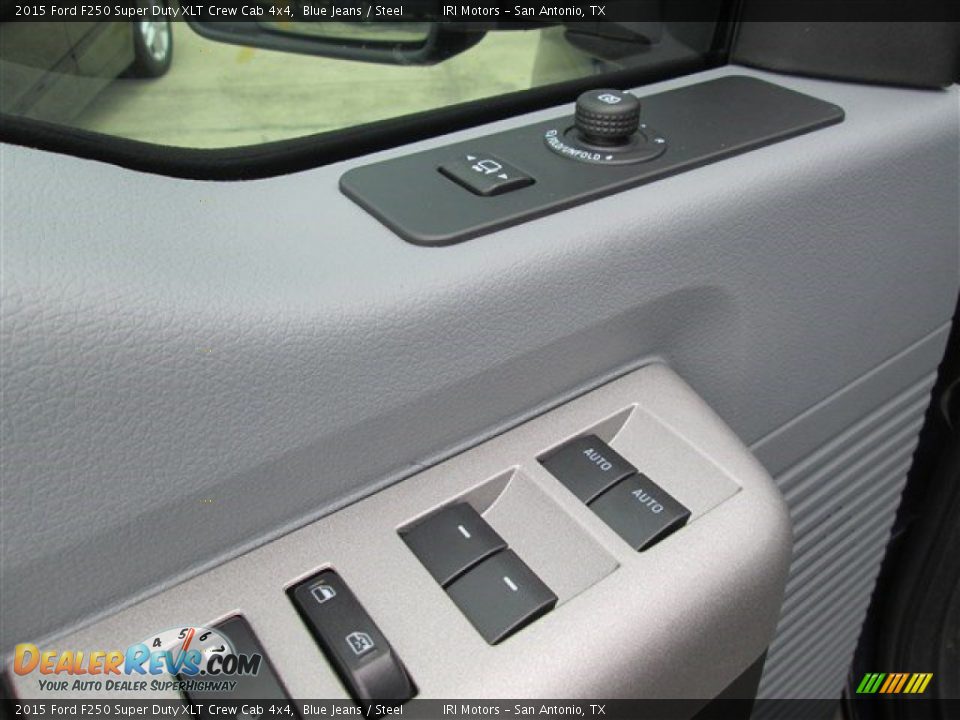 2015 Ford F250 Super Duty XLT Crew Cab 4x4 Blue Jeans / Steel Photo #26