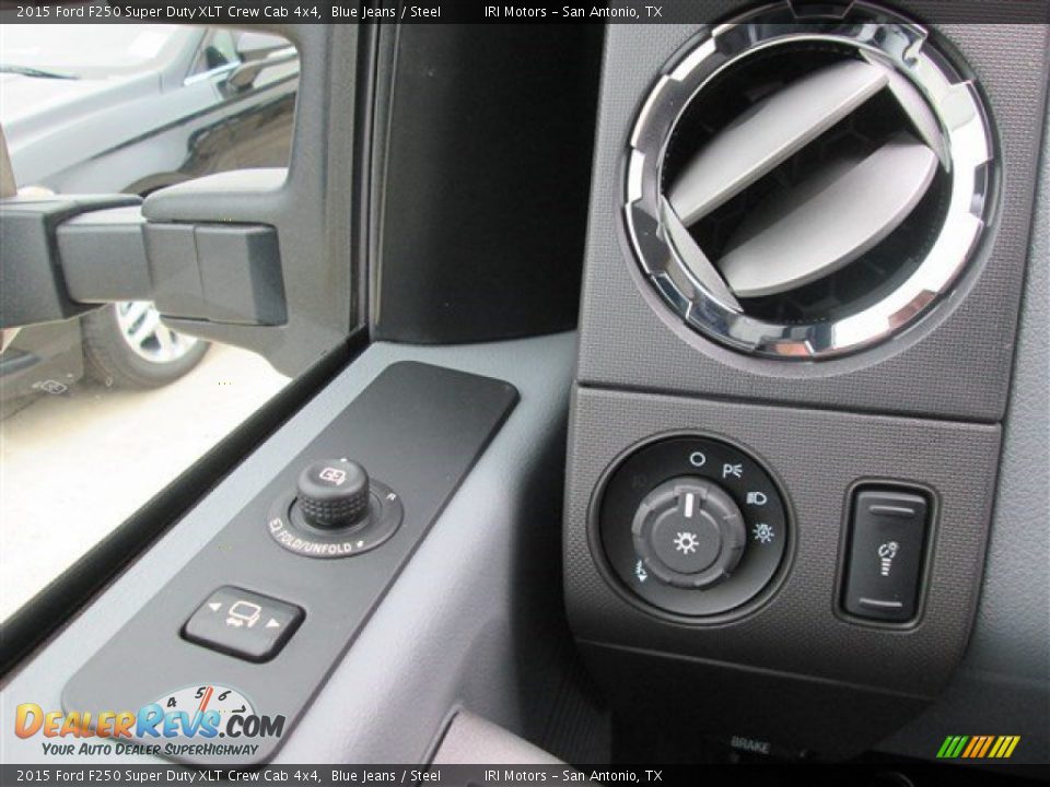 2015 Ford F250 Super Duty XLT Crew Cab 4x4 Blue Jeans / Steel Photo #27