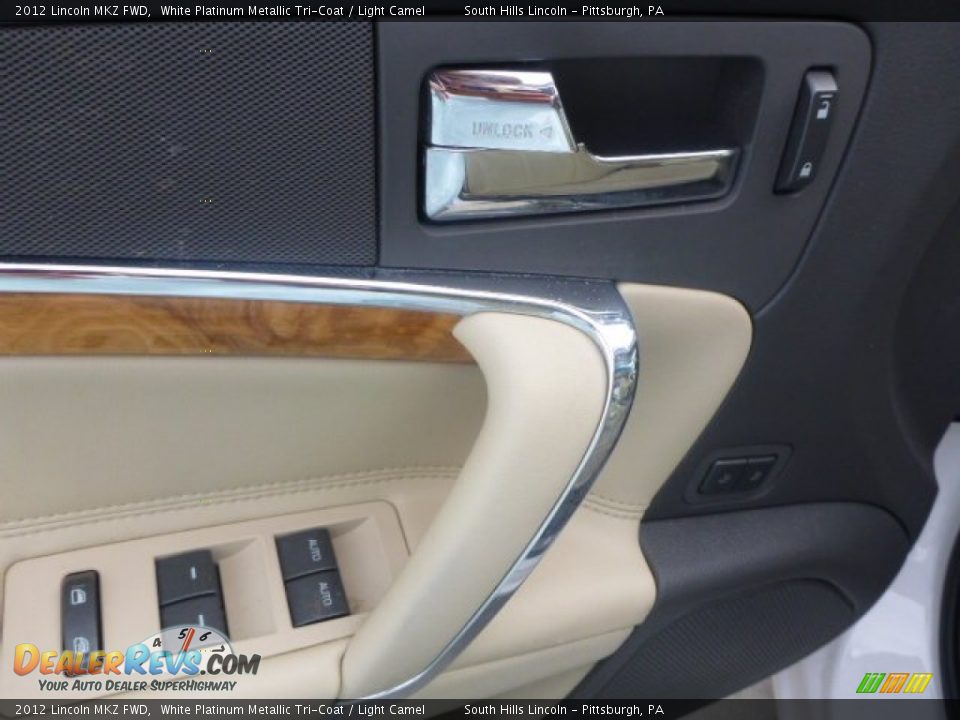 2012 Lincoln MKZ FWD White Platinum Metallic Tri-Coat / Light Camel Photo #16