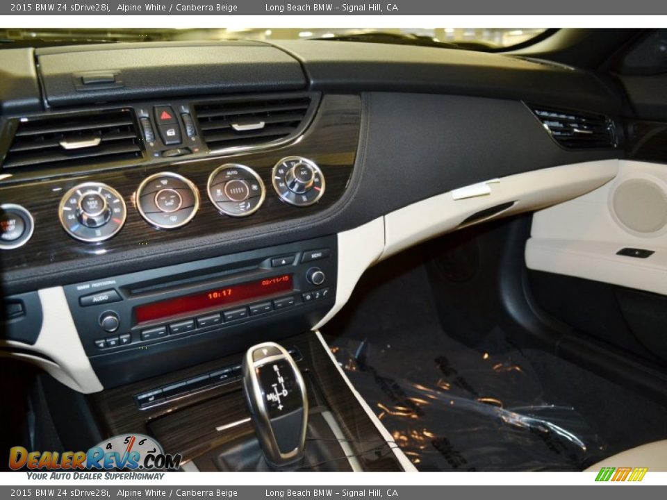 Controls of 2015 BMW Z4 sDrive28i Photo #7
